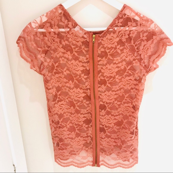 Lace Top Zipper in Back - Picture 2 of 6